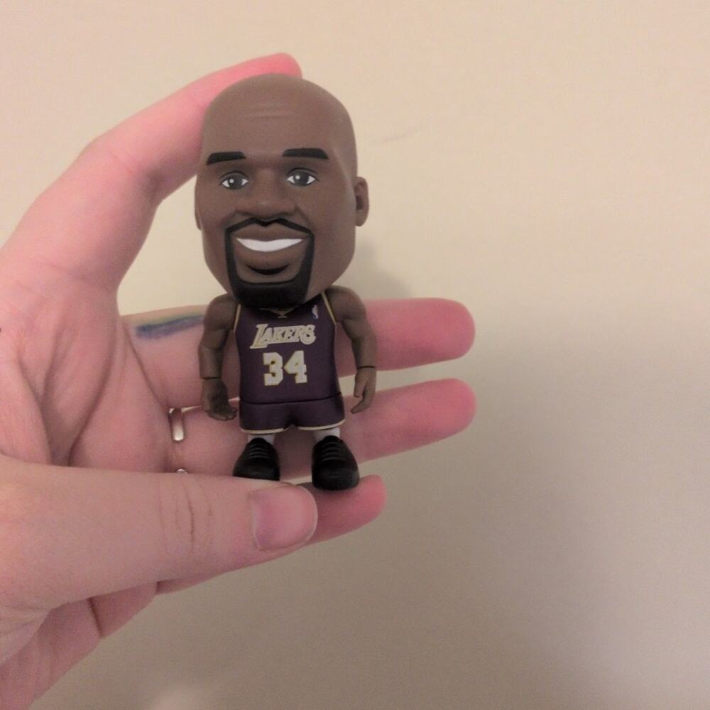 Shaquille O'Neal "Shaq" #34 LA Lakers Purple Jersey ZURU NBA Ballers Series 2